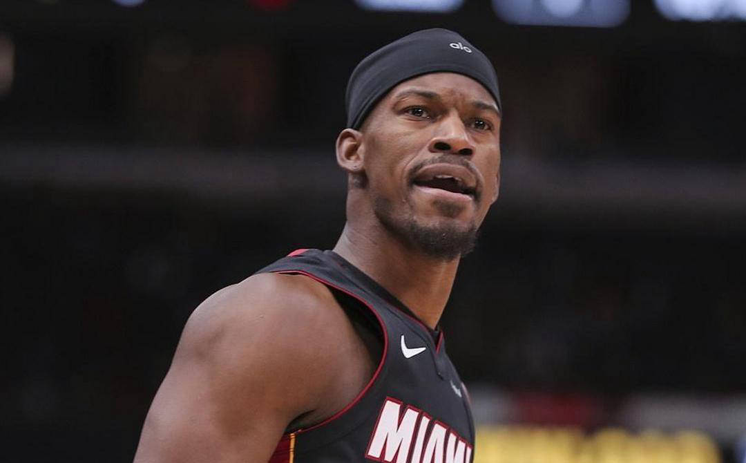 NBA突发：热火无限期禁赛巴特勒，湖人浓眉伤退引发的交易风波，聚焦NBA：热火禁赛巴特勒背后的恩怨，湖人浓眉受伤后的交易布局