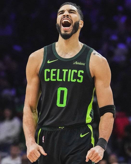 76人主场被逆转，凯尔特人3连胜背后的故事，NBA惊现大逆转：凯尔特人26分落后客场逆袭76人