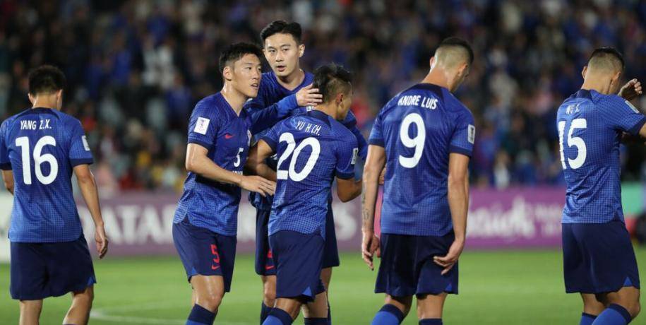 2025年2月7日超级杯：上海海港VS上海申花前瞻 2025超级杯：上海滩豪门对决，谁能夺冠？