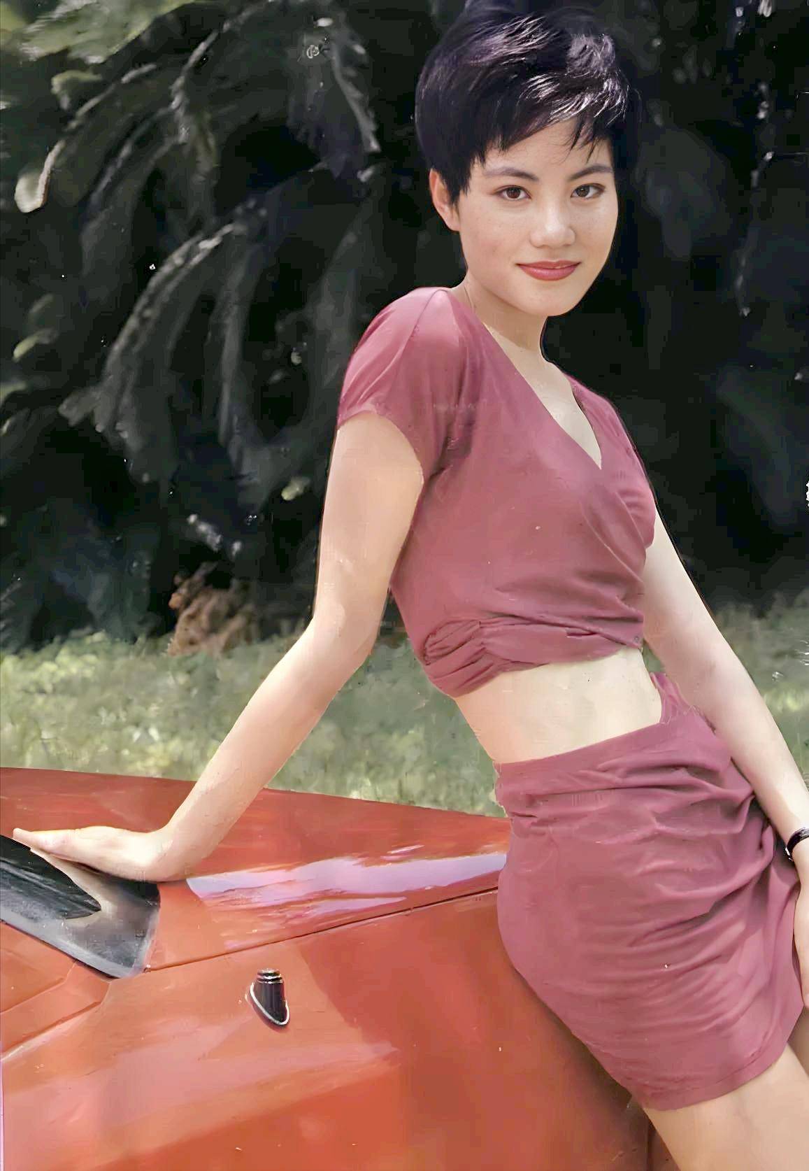 王菲上春晚引热议接连痛失母亲哥哥和父亲生命里的痛永难忘