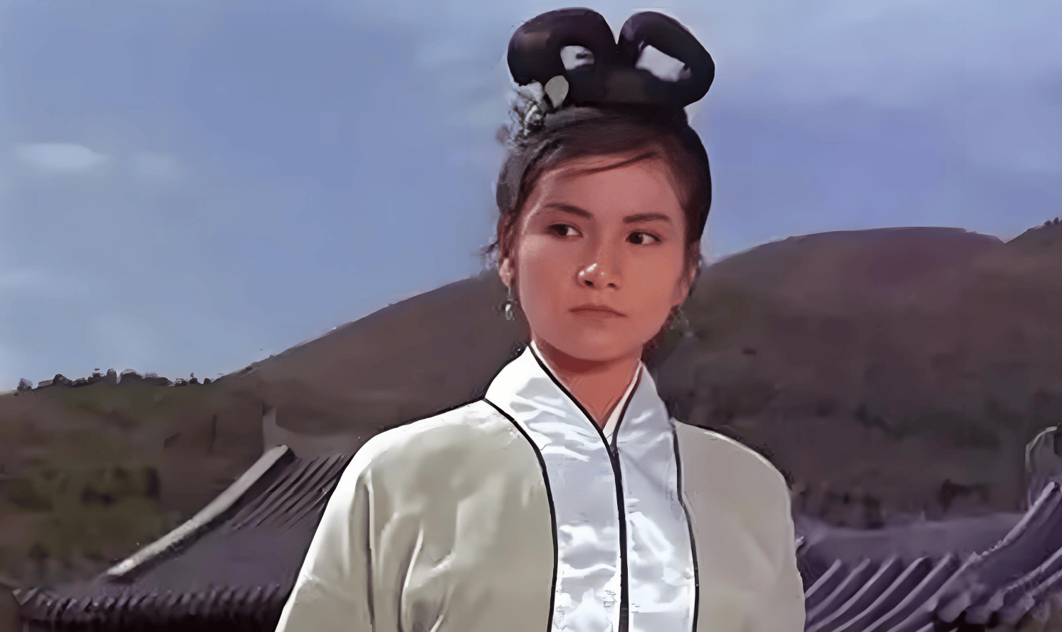 郑佩佩:戏里戏外,皆是,侠女,人生