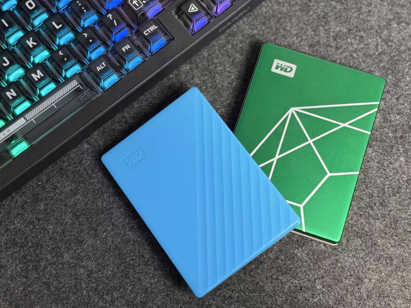 新年送自己的好礼，打工人、学生党都适用的西数My Passport移动硬盘