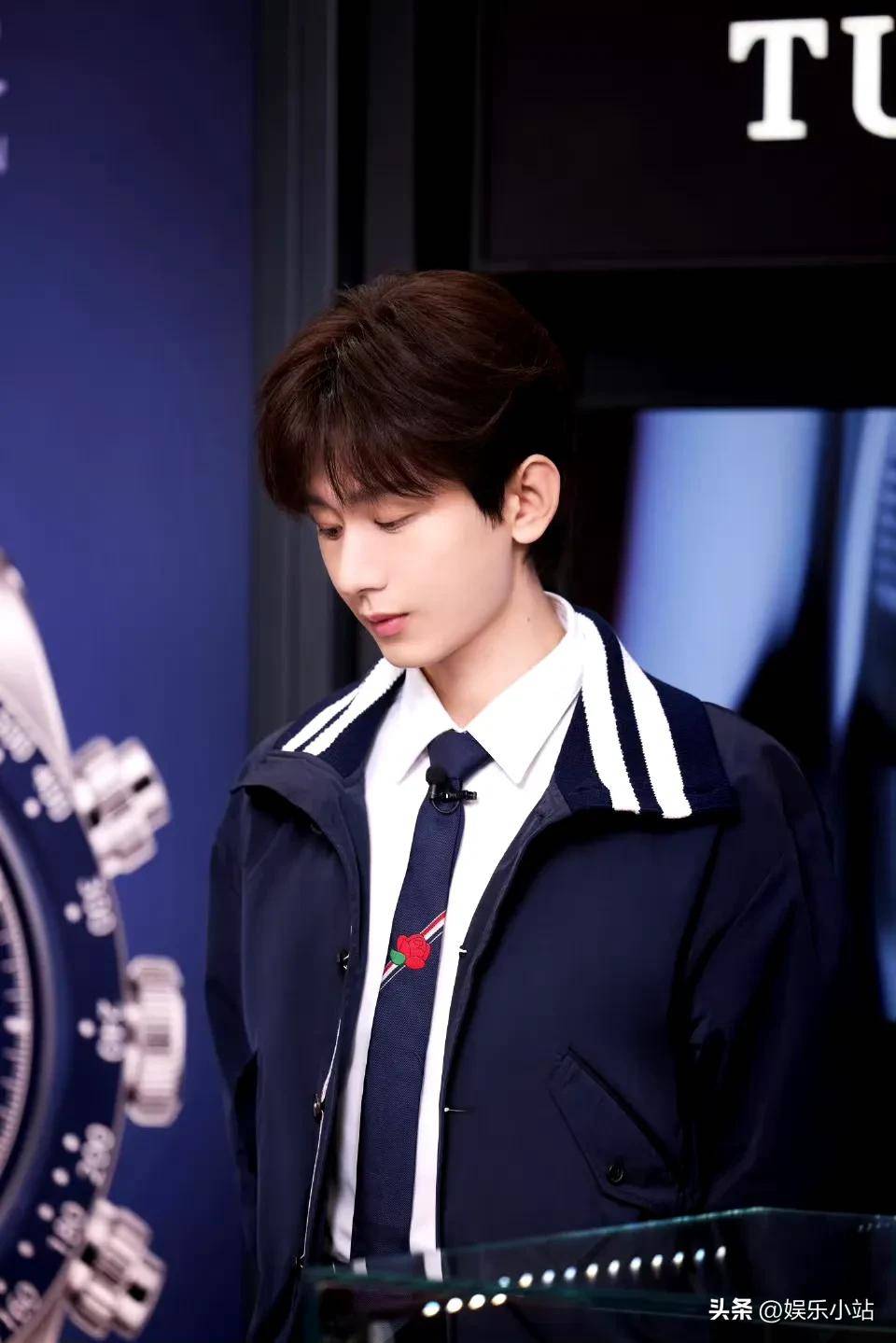 2.09娱乐:王一博肖战杨洋赵丽颖,成毅龚俊刘诗诗谭松韵邓为李昀锐_肖涵_暗河