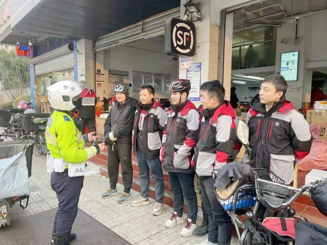 节后复工，长宁交警筑牢交通安全防线之外卖篇