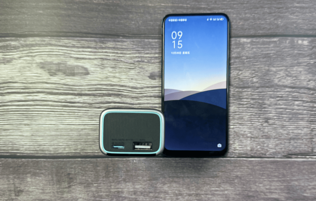 酷态科充电宝好用吗?西圣、酷态科、安克充电宝对比测评来了!