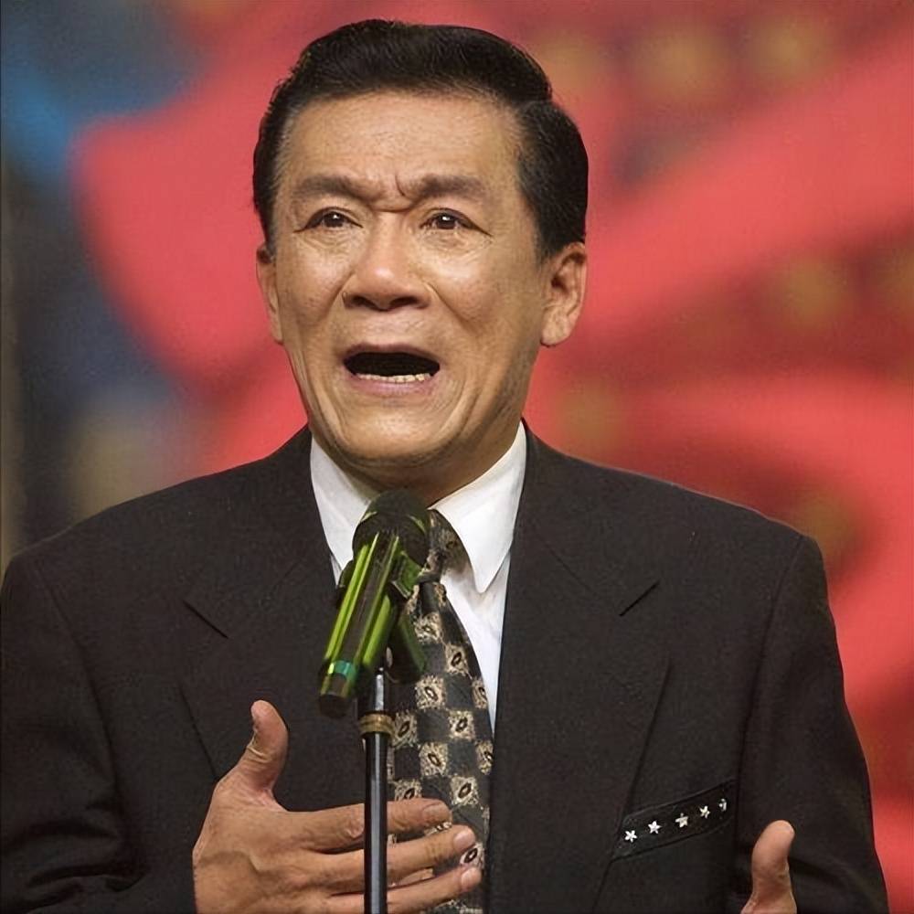 侯耀文离世17年,昔日小20岁娇妻,在嫁给师侄戴志诚后,现状如何