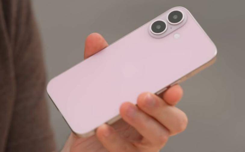 原创            便宜就有性价比？iPhone 16e和iPhone 16一对比，建议三思