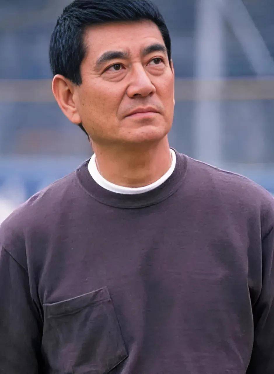 高仓健没留40个给保姆,亲妹妹未得,原因何在?