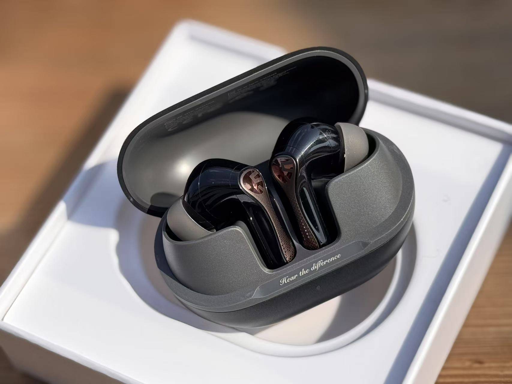 质感高端音质好，平价泥炭Air5 pro必须搞一搞