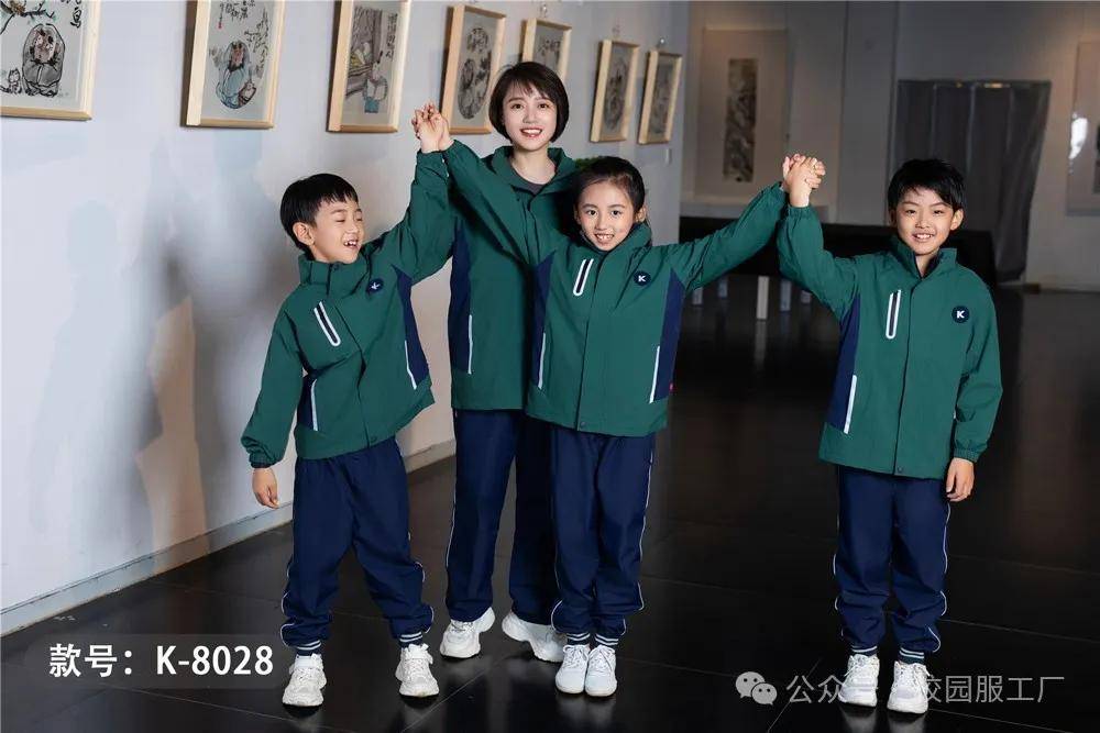 追梦深圳：校服创业路