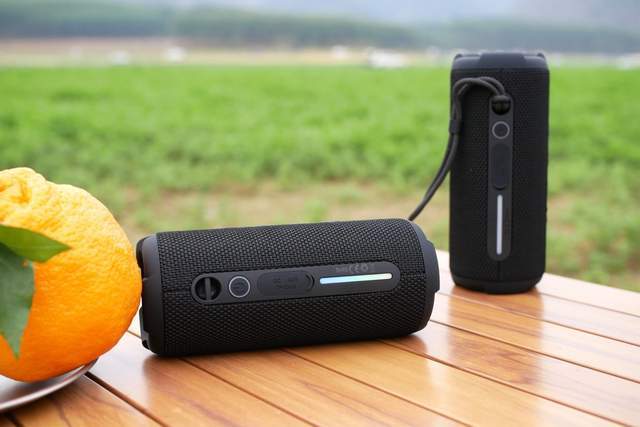 万音霸M9蓝牙音箱:越级挑战,音质不凡,我的户外好搭档