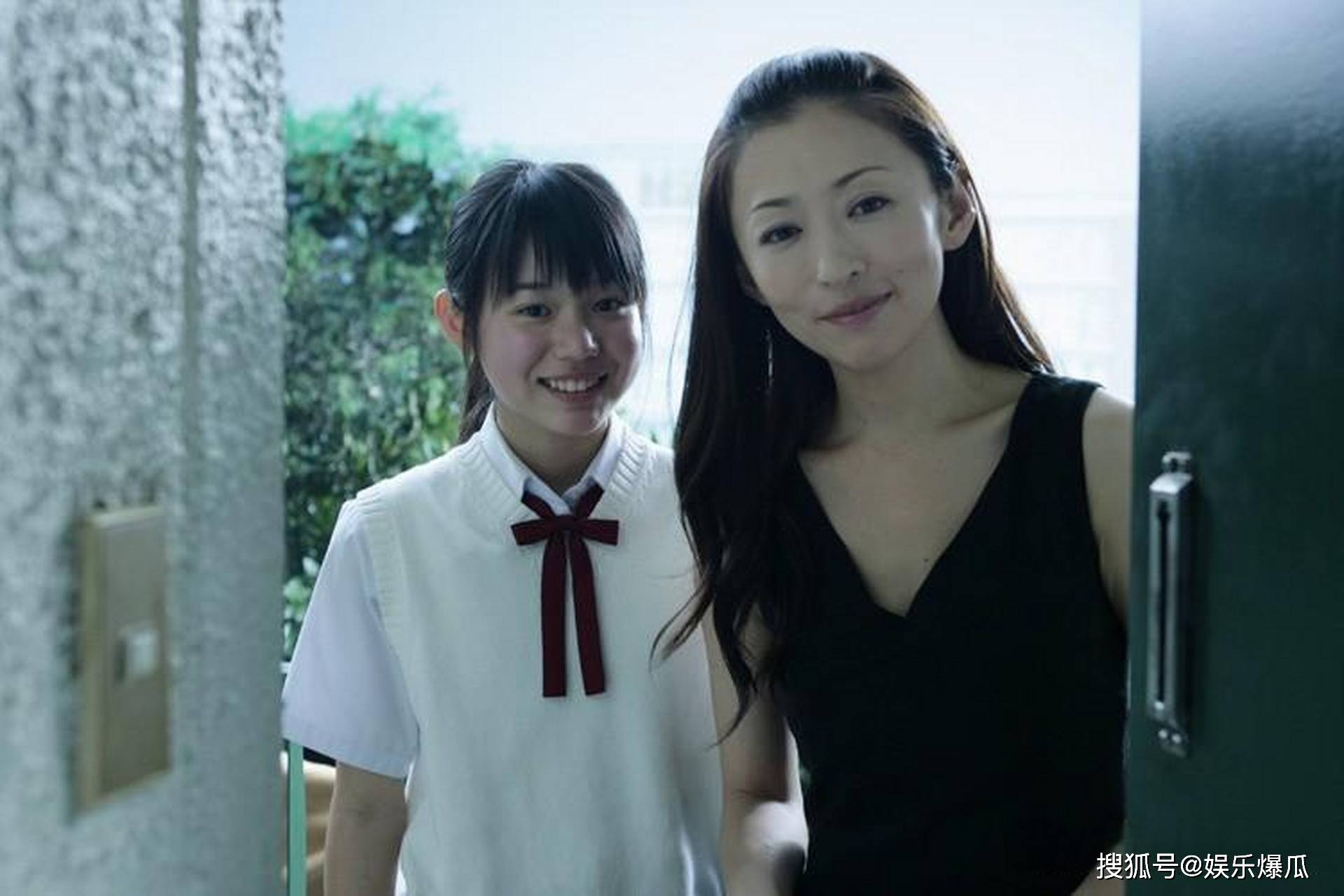 来自搜狐网