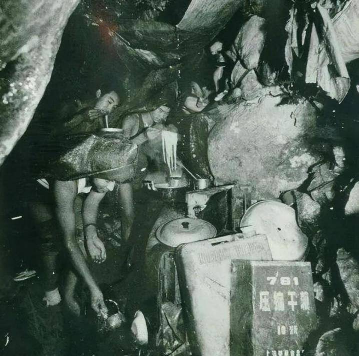 老山第一英雄邢志强,赤裸坚守阵地117天,为何转业到国企做职工