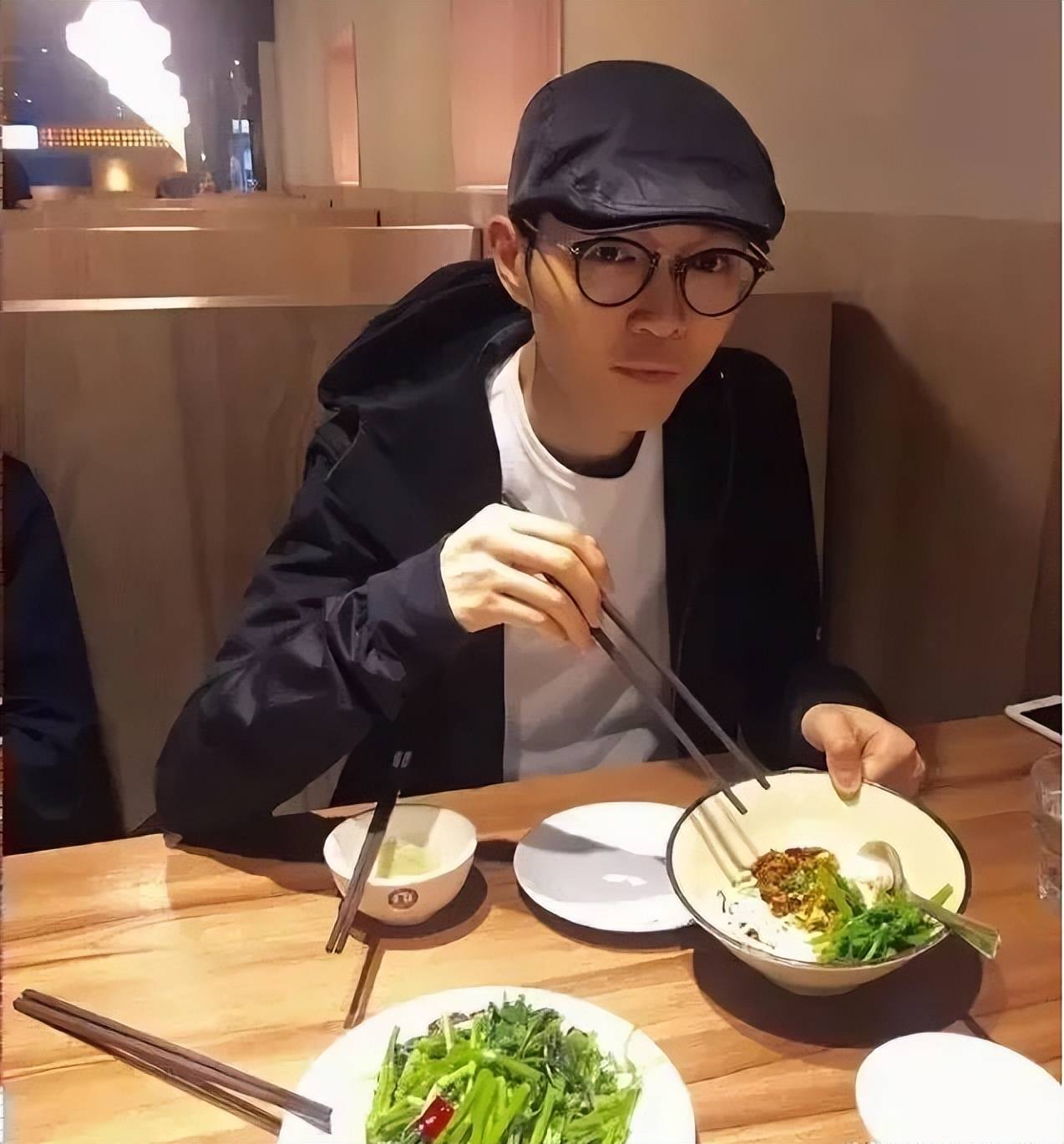 方大同乐坛巨星陨落余响引发的深度思索