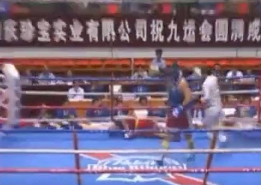 唤醒中国职业拳击，就靠“二张”世纪之战？