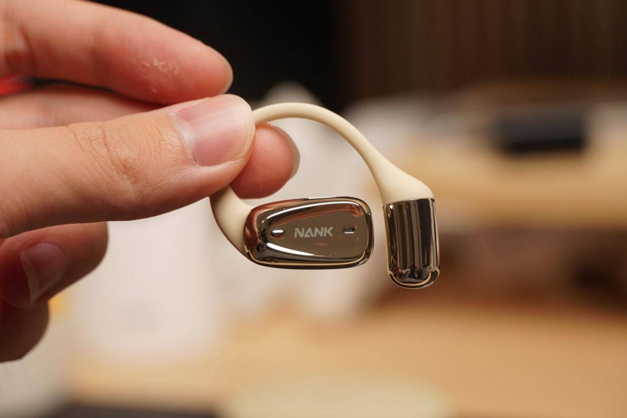 2025不入耳蓝牙耳机品牌排行榜前十名,技术流推荐什么开放式耳机好用?