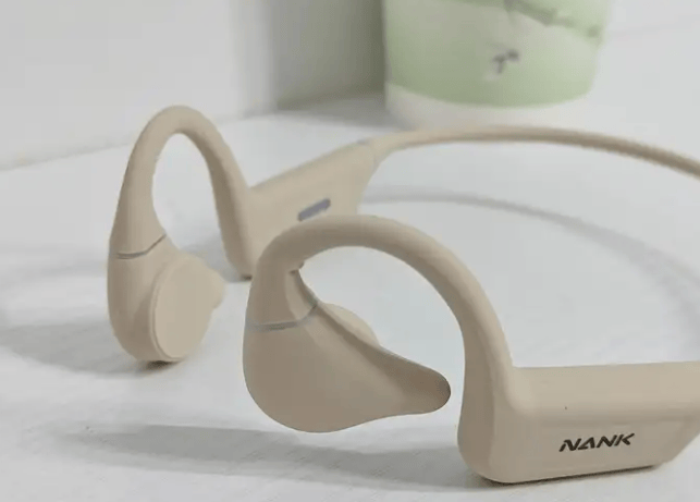 有没有游泳的时候听歌的耳机?游泳训练用水下耳机真实推荐