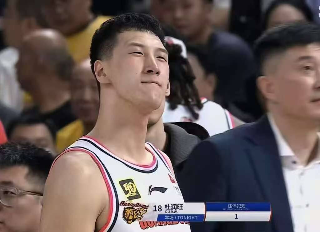 cba季后赛违体排行榜出炉:广东7次北控3次,任骏飞2违体 1夺权