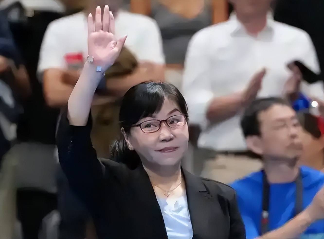 周继红新任中国游泳协会主席，全红婵未来无忧