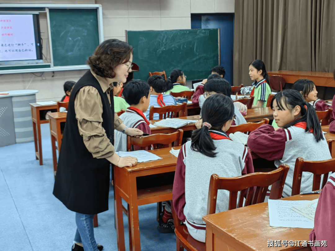与学校教学以及教育科研,培育名师相结合,城南小学,启秀小学两场活动