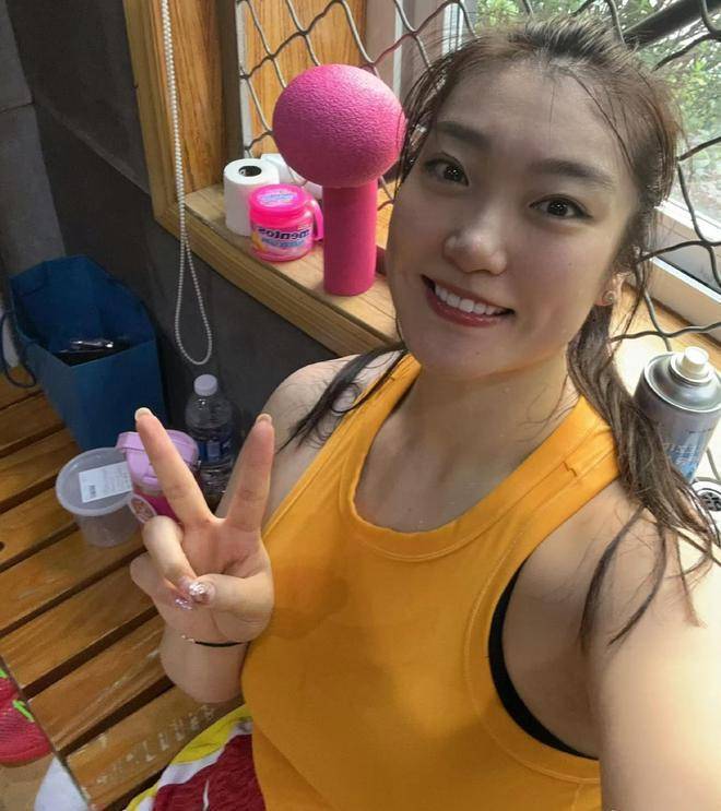 李梦调整状态备战亚洲杯，女篮新帅宫鲁鸣强调赛场专注力