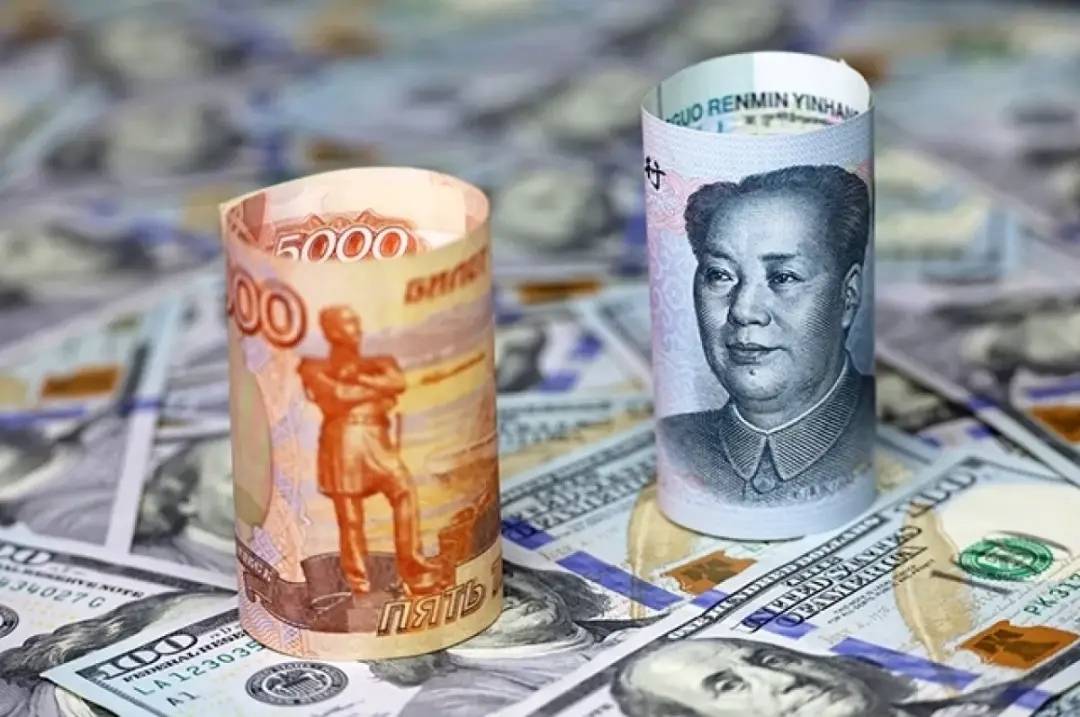 原创
            中俄差距有多大？看10000元人民币，在俄罗斯能玩多久就知道了