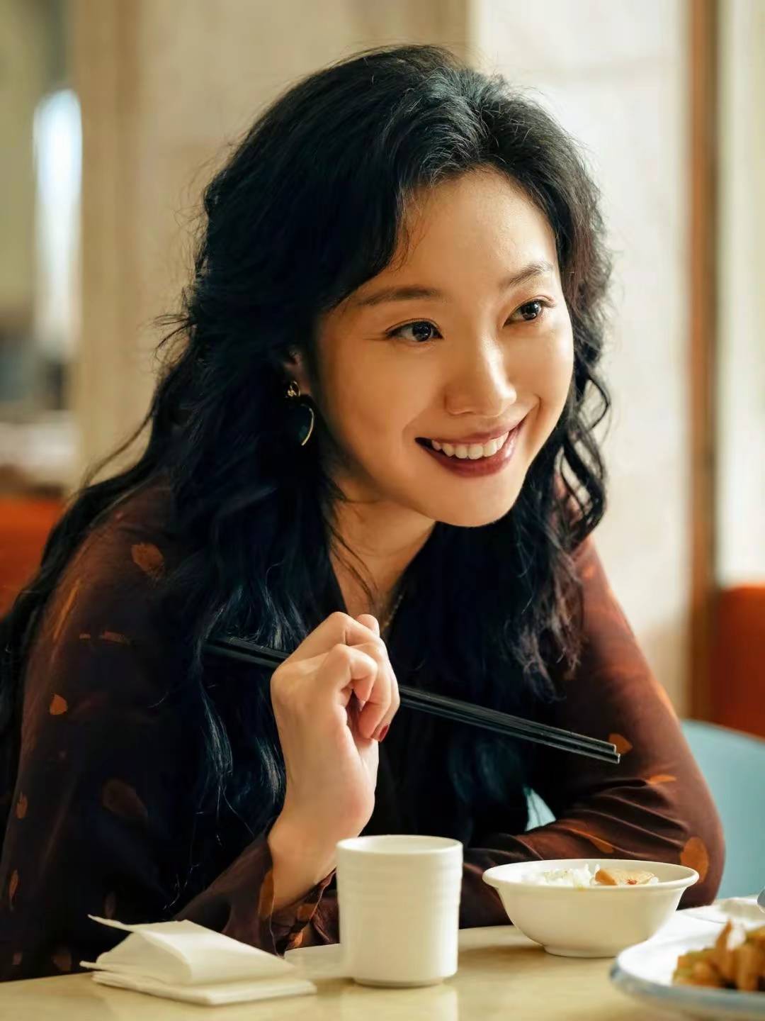 《刑警的日子》女二号王佳佳:风情万种的演技派惊艳全场