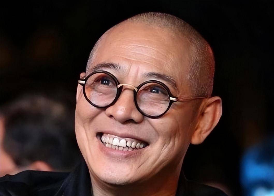 李连杰个人资料，篮球李连杰个人资料