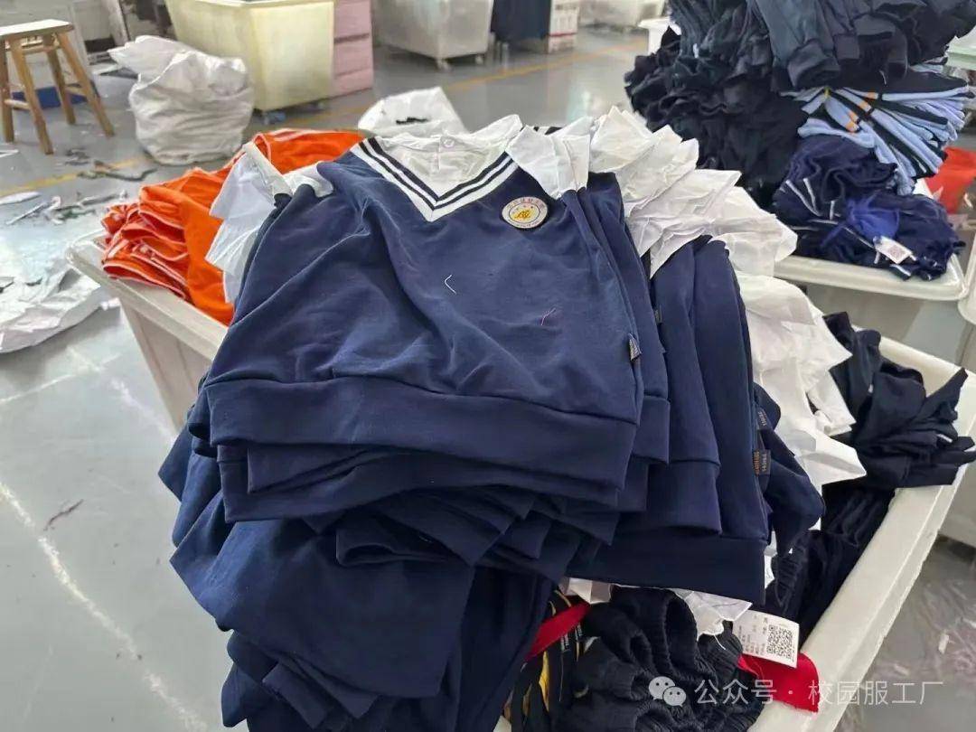 园服与儿童成长：合身校服对儿童发育的影响