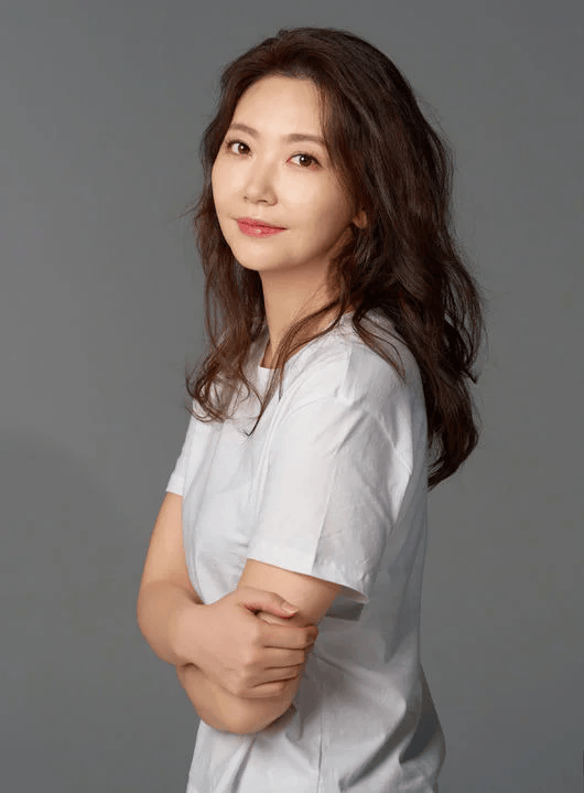 韩女星林成妍举行婚礼,未婚夫是圈外企业家 插图2 韩女星林成妍举行婚礼,未婚夫是圈外企业家 插图2