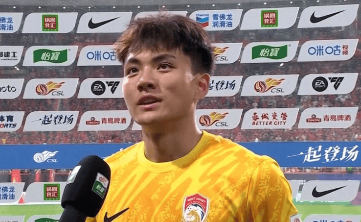 青岛西海岸青春风暴：三位U21新星闪耀中超赛场
