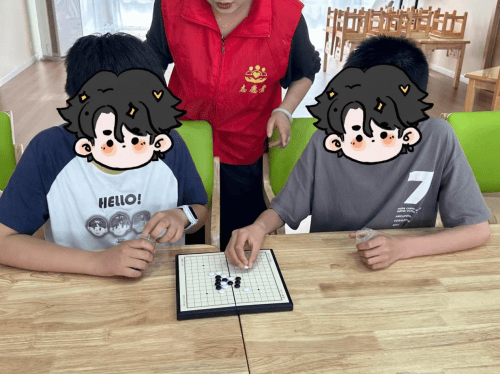 趣味对弈启智慧 五子连珠展风采(图3)