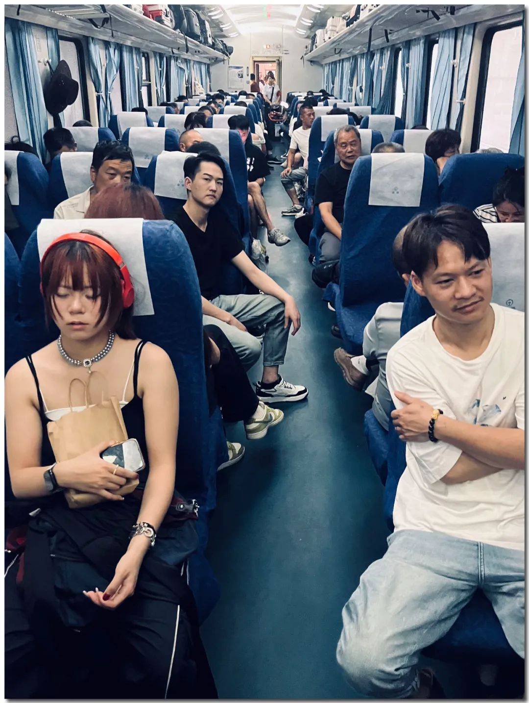 开往徽州的绿皮火车