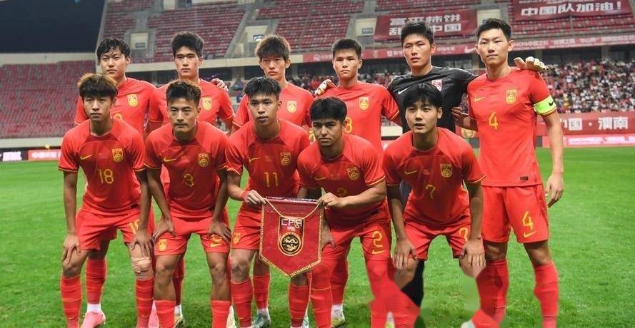 经典再回眸！利物浦社媒：四年前的今天，阿利森头球绝杀救主