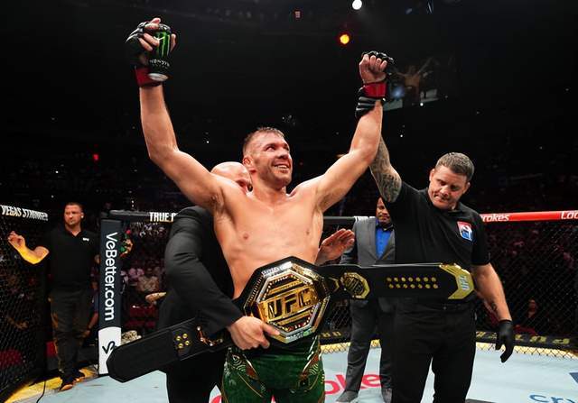 UFC319中量级冠军之战：奇马耶夫能否延续不败神话？
