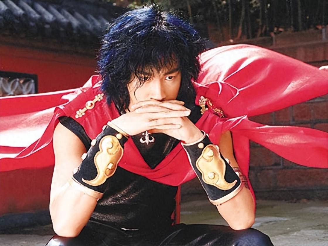 何润东:曾被吐槽"辣眼睛",娶柜姐成妻,结婚9年一直丁克