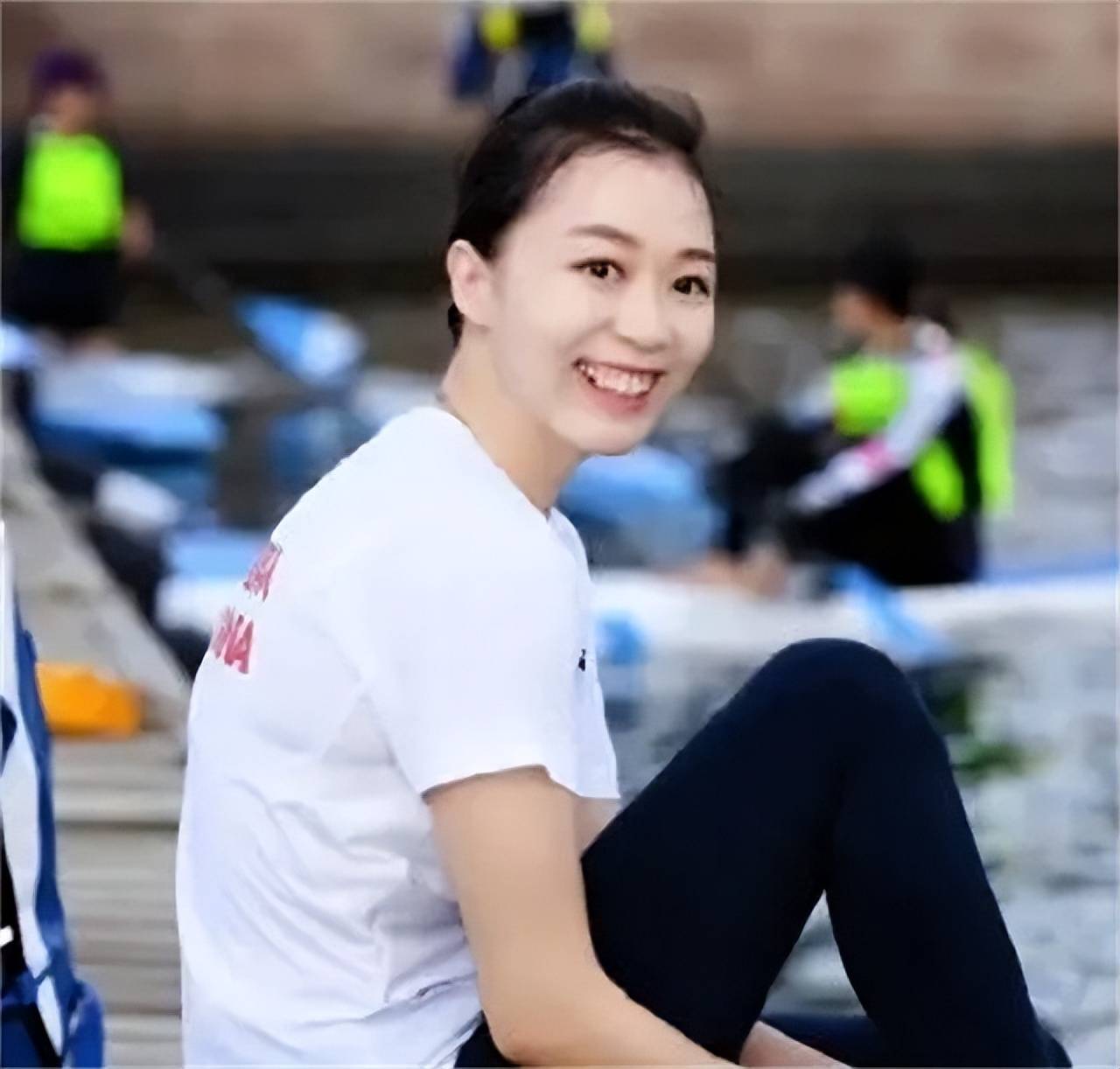 尽管杨伊琳未能在随后的自由操比赛中大放异彩,队友江钰源在比赛中的