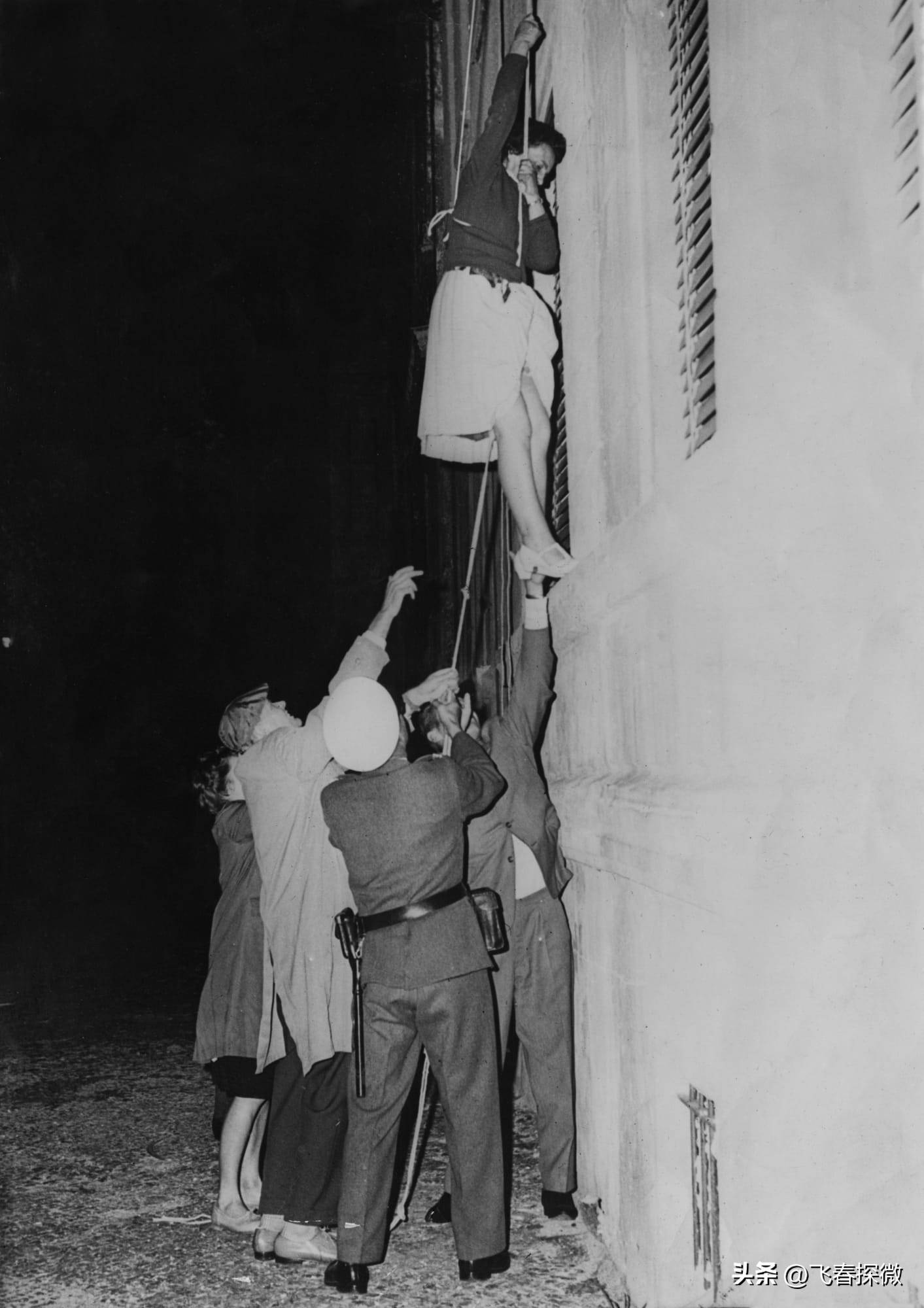 61年前的今天柏林墙建立德国人肉身翻墙的n种方式叹为观止