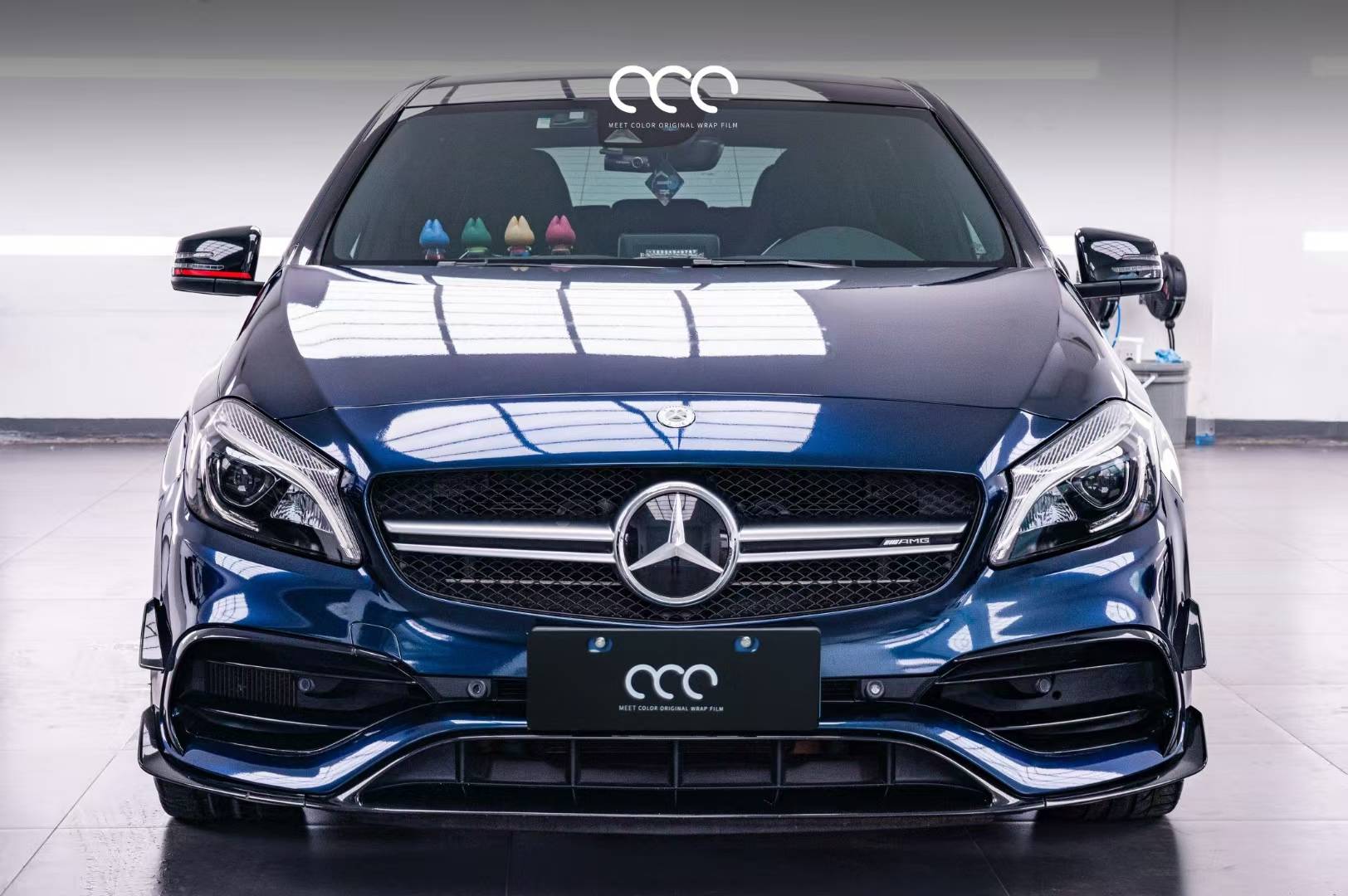 奔驰amga45漫彩午夜蓝改色膜深邃夜空般神秘优雅