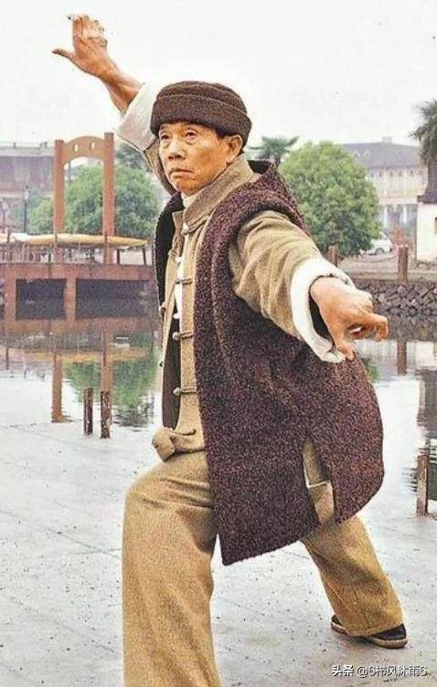 从配角到大师,刘家良的逆袭之路,如何成为武侠片传奇导演?