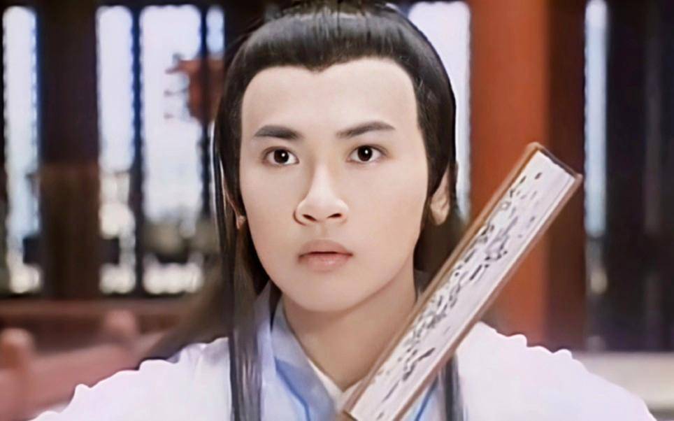 苏有朋饰演的花无缺,当年一袭白衣出场完美诠释了什么叫陌上人如玉