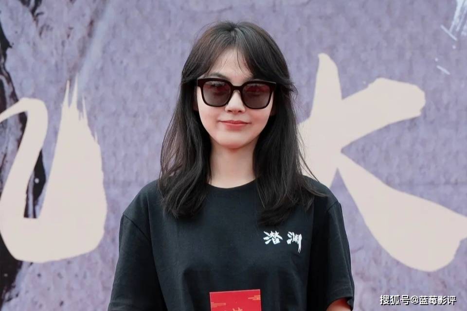 演员张佳宁