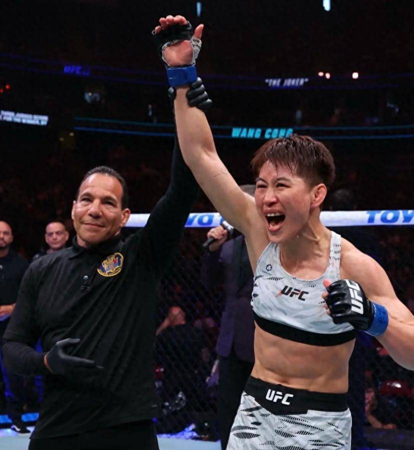 王聪突破历史！33岁中国女将勇闯UFC前十五，创造MMA新辉煌