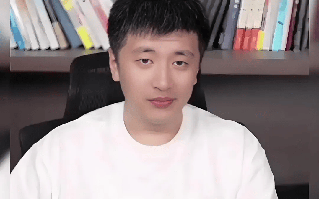 张雪峰,高考战场上的人间清醒,正在重塑千万家庭的命运选择