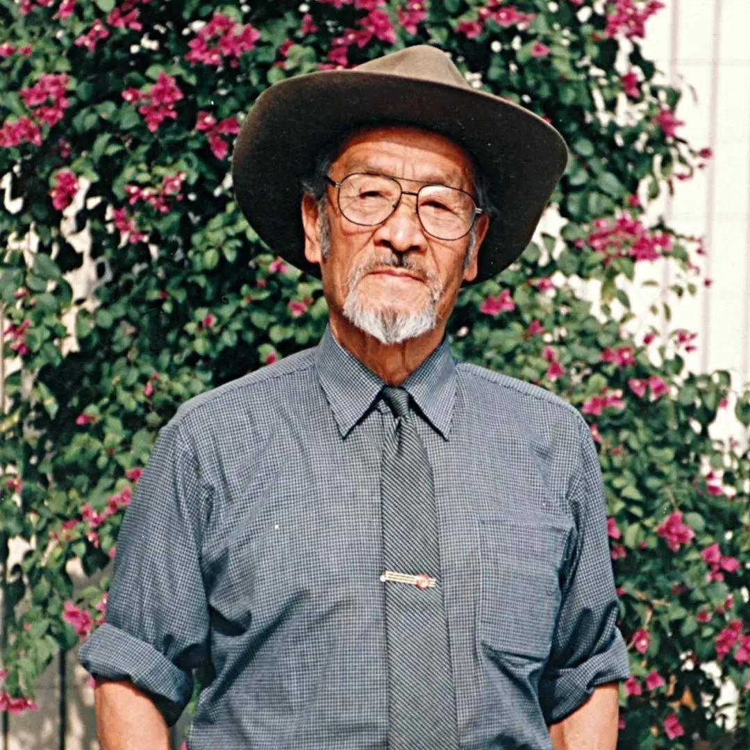 1941年,王洛宾深夜回到家里,被出轨的妻子问:今晚,你住哪儿?