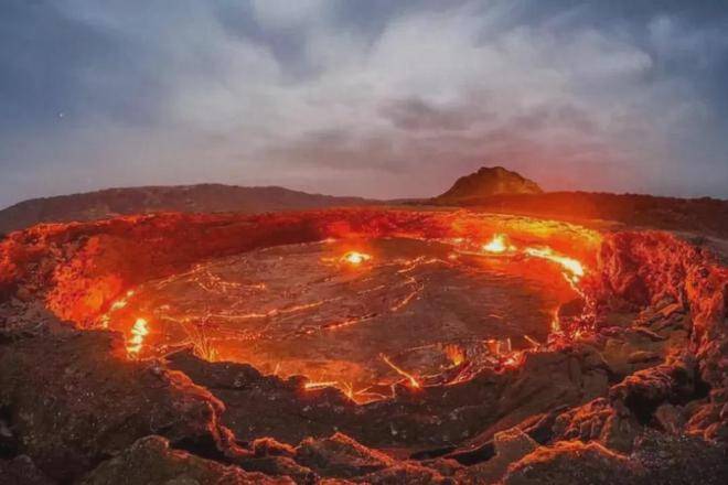 全球每年产生20亿吨垃圾，为什么不直接扔进火山烧掉？