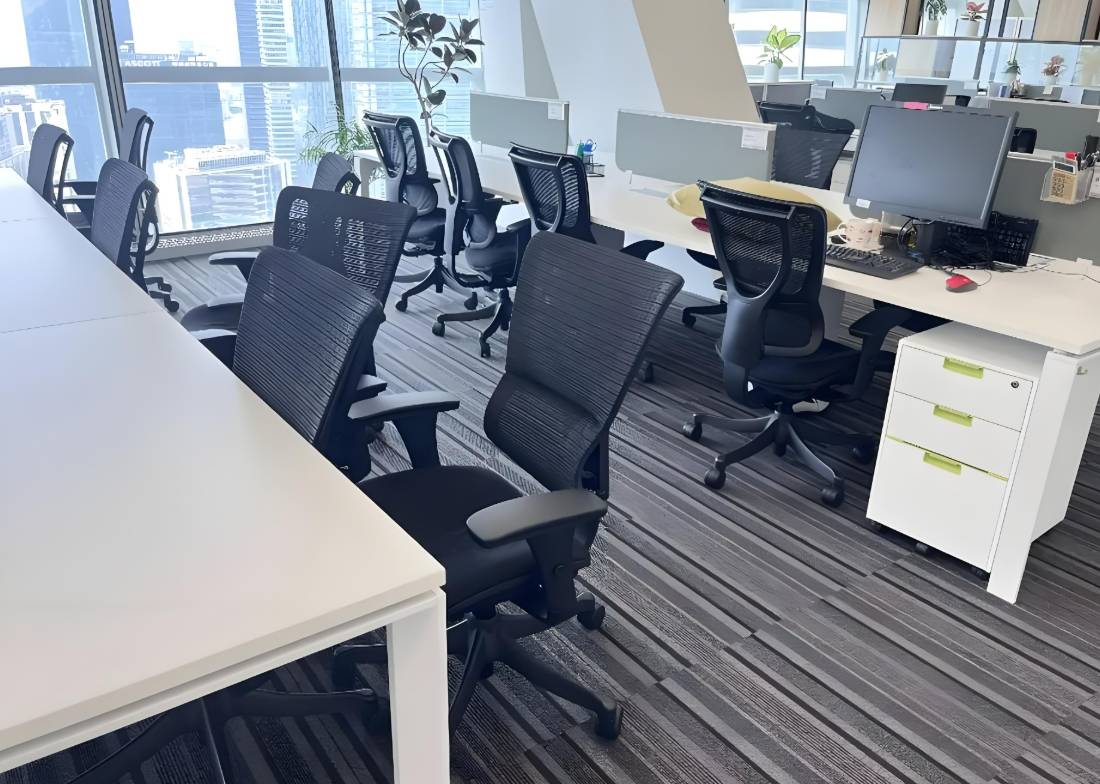 人体工学椅哪个牌子性价比高?2025年热门人体工学椅十大品牌推荐