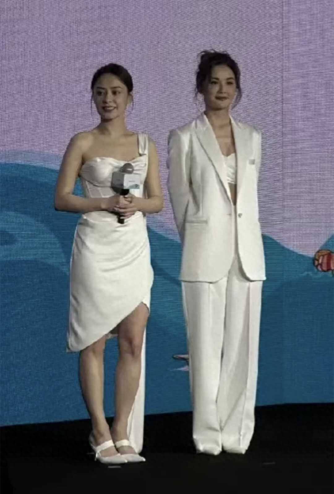 阿sa与阿娇仅差1岁宛如隔代差异一个过度填充一个状态逆生长