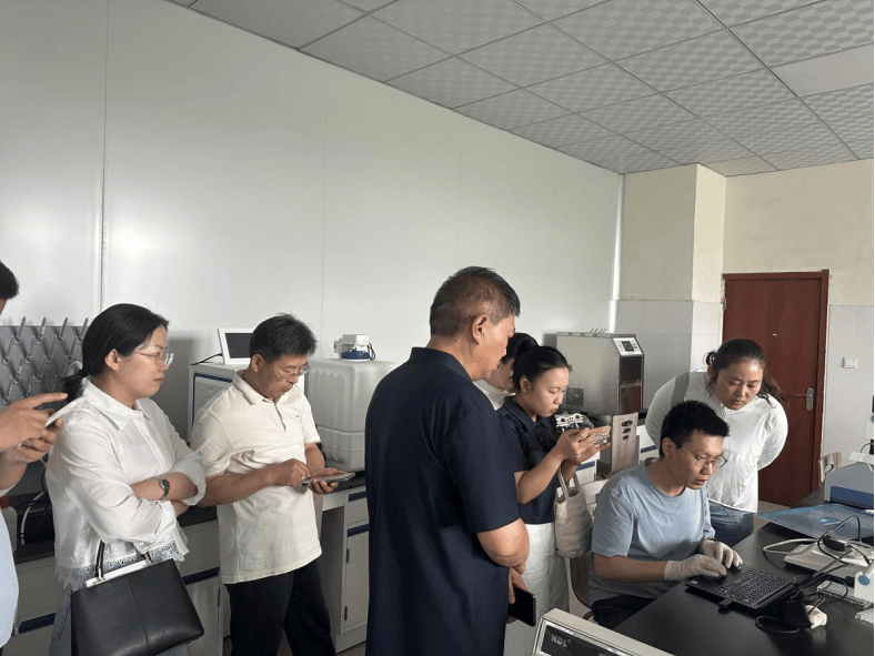 濮阳医学高等专科学校开展医学分子生物学重点实验室科研仪器培训