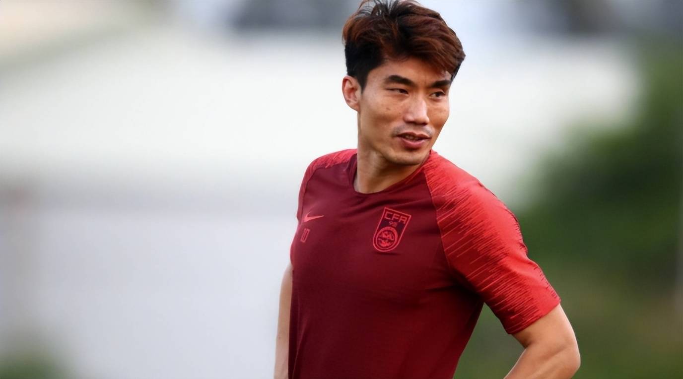 国足新帅陈涛或将带队出征东亚杯，大连英博球员有望入选
